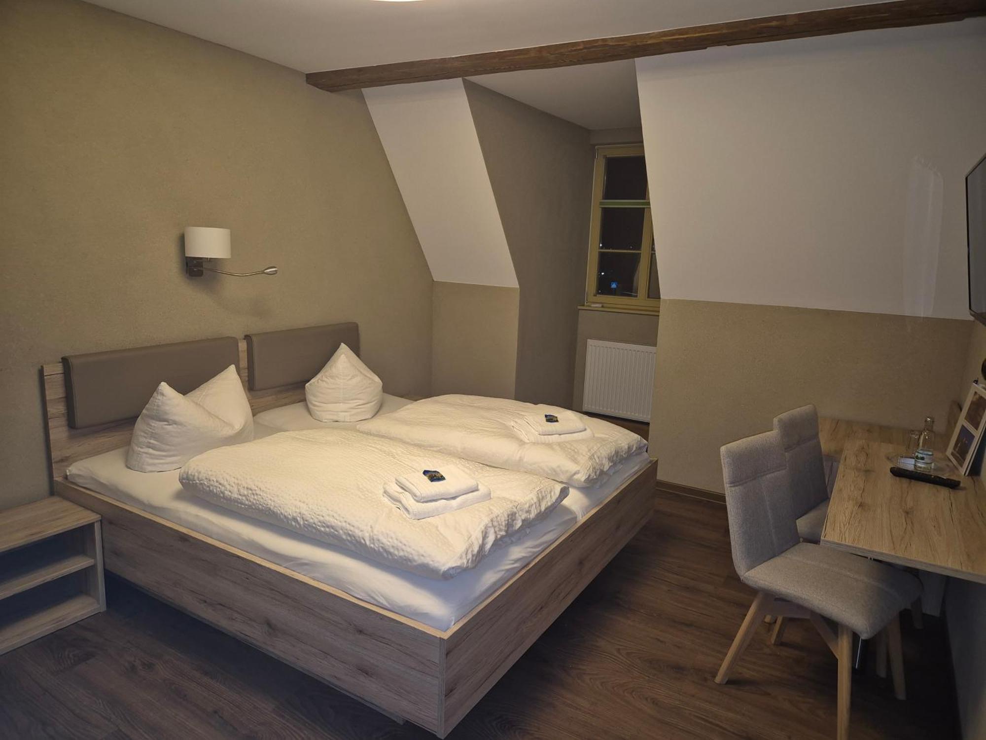Teutsche Schule Hotel Schleusingen Luaran gambar