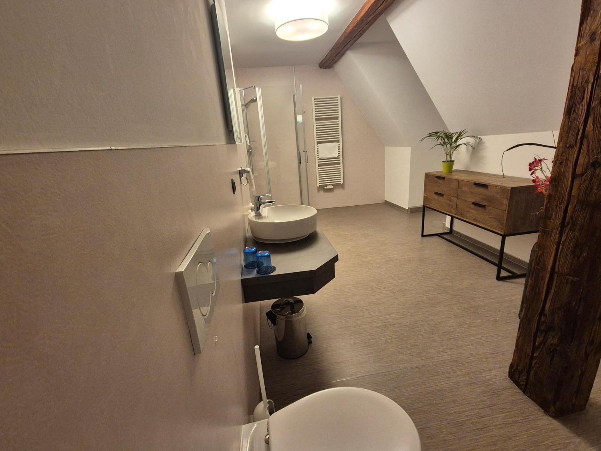 Teutsche Schule Hotel Schleusingen Luaran gambar