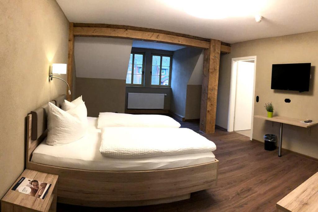 Teutsche Schule Hotel Schleusingen Luaran gambar